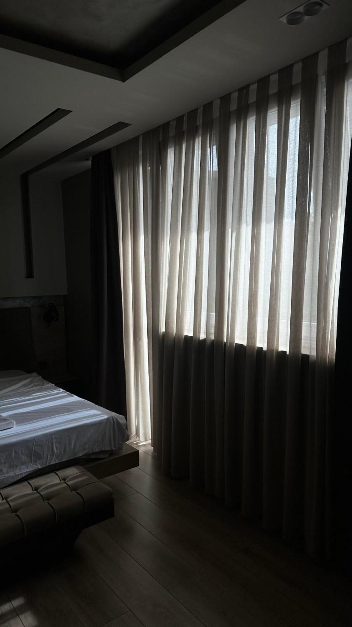 Zet Apartments - Bedroom & Bathroom Pristina Esterno foto