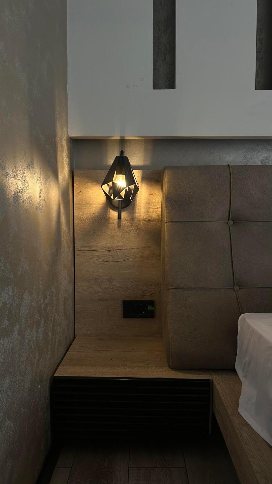 Zet Apartments - Bedroom & Bathroom Pristina Esterno foto