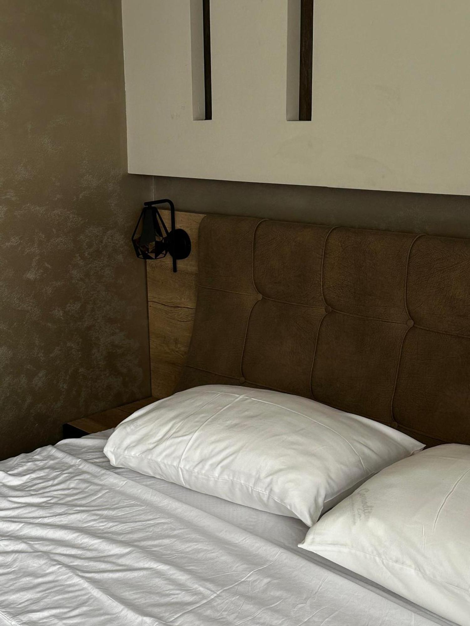 Zet Apartments - Bedroom & Bathroom Pristina Esterno foto